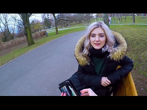 ❤️ Swallows sperma e nxehtë e një të huaji për para - blowjob në park nga Eva Elfie Seks cilësor tek ne ﹏